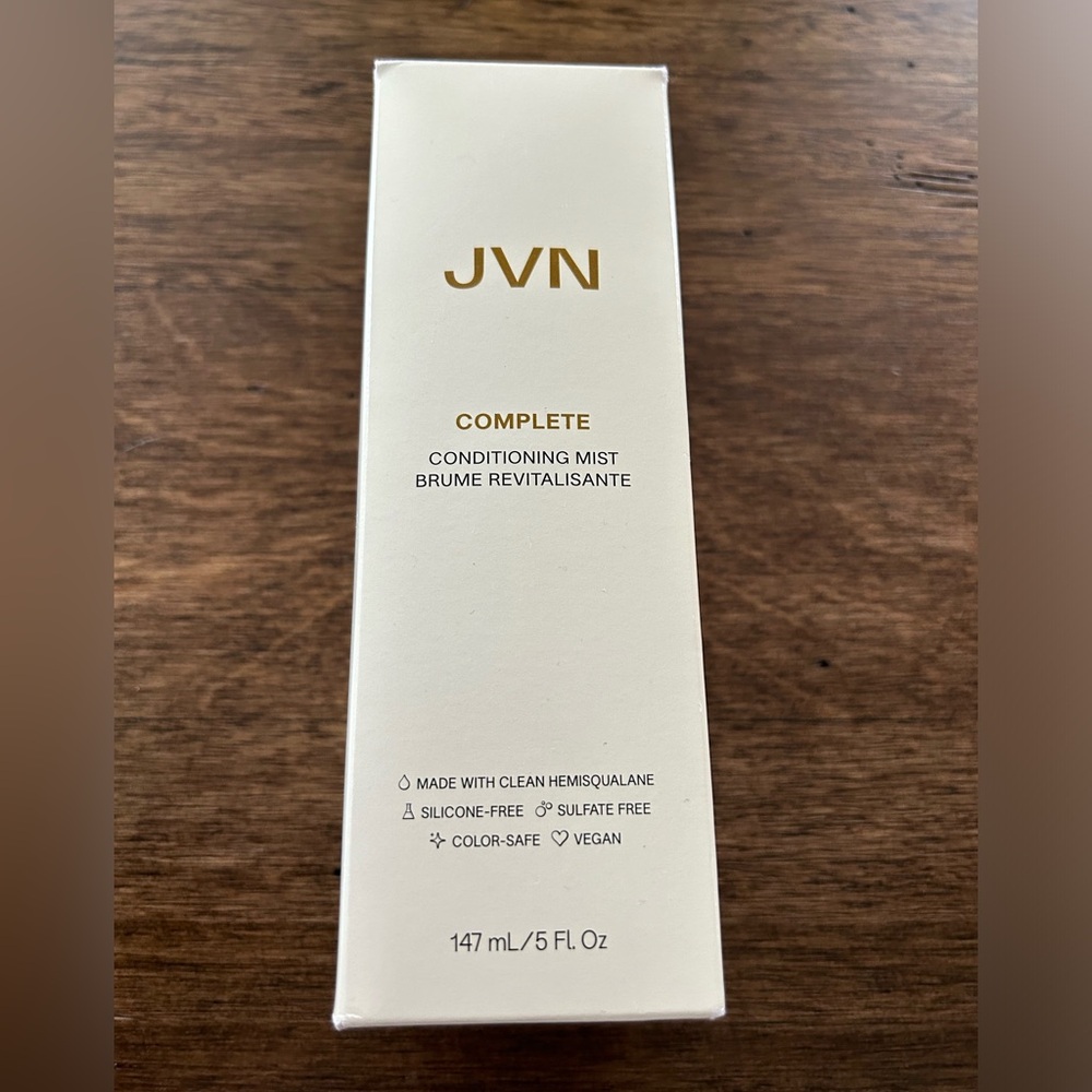 NEW IN BOX JVN Hair Complete Conditioning Mist